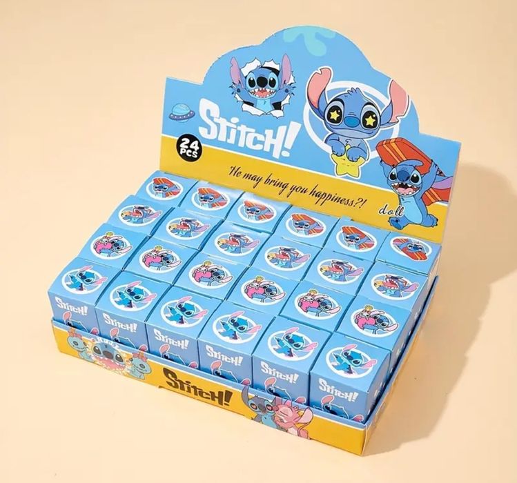 Адвент календар Стіч Stich 24 комірки брелоки підвіски