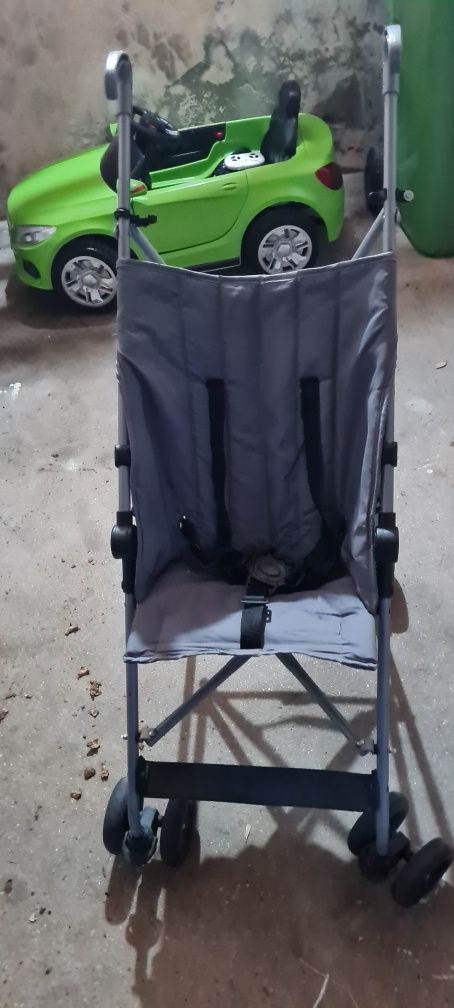Carrinho de Bebé