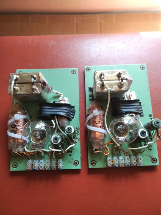 Продам нові динаміки ev evs -15 m,а також колонки на динаміках емінемс