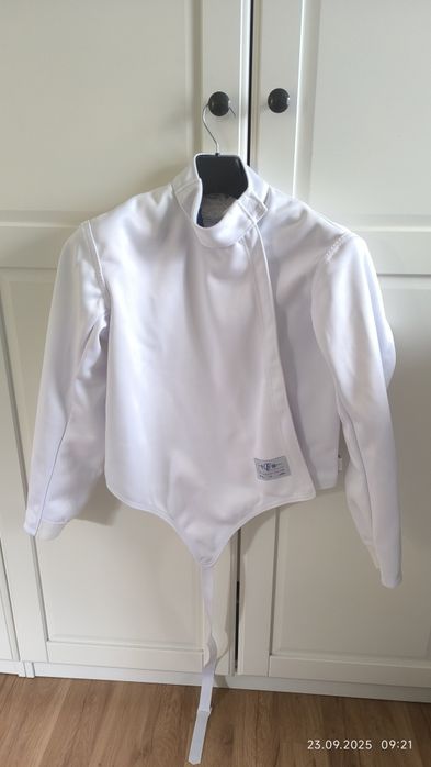 Bluza szermiercza 10- 12 lat bdb
