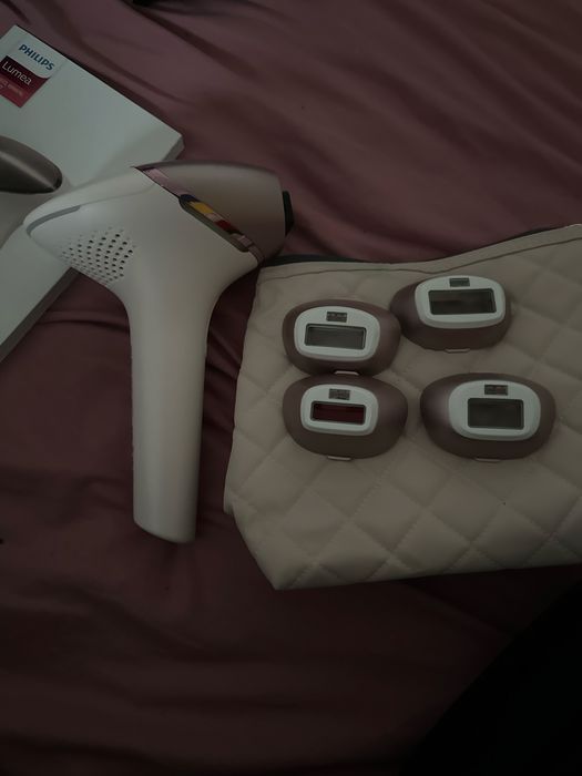 Фотоепілятор Lumea від Philips