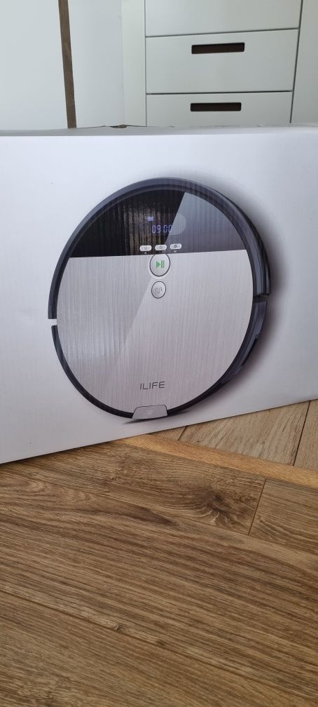 Robot sprzątających ilife v8s z mopem