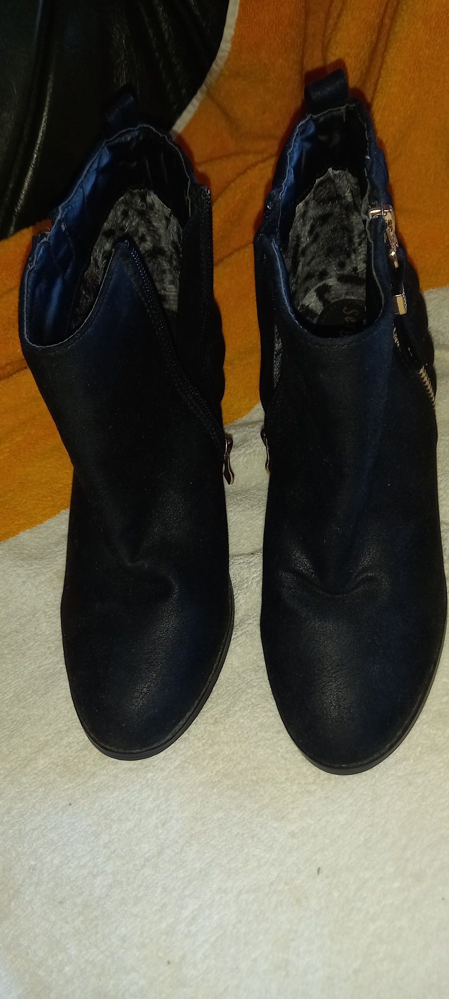 Botas  e tenis senhora  37