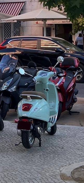 Vespa Primavera 125