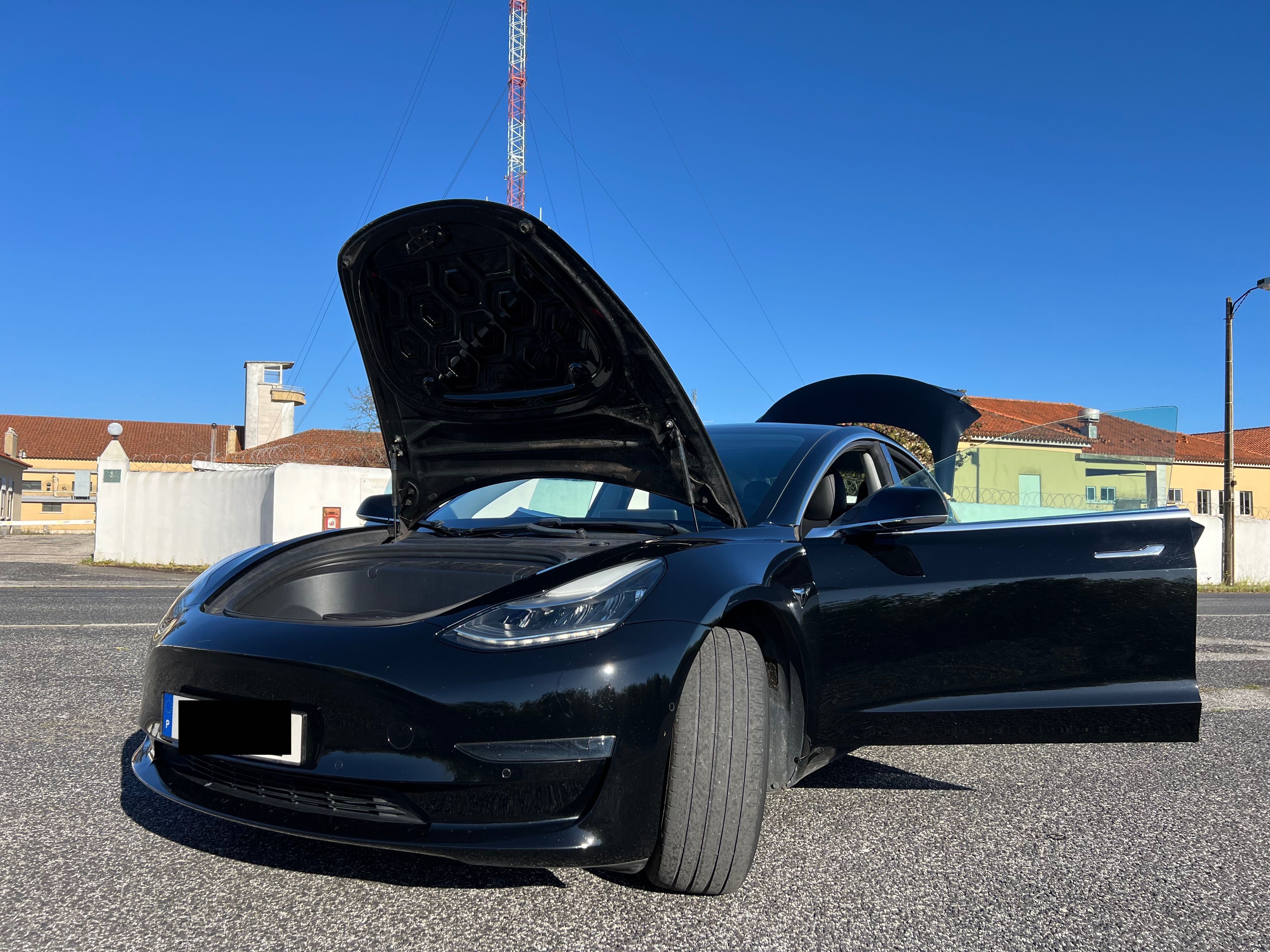 Tesla Model 3 - Standard Range Plus
