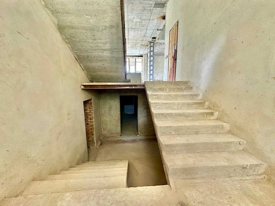 Cучасний будинок | 25 соток | Біля лісу | Кременище | Лісники| Укриття