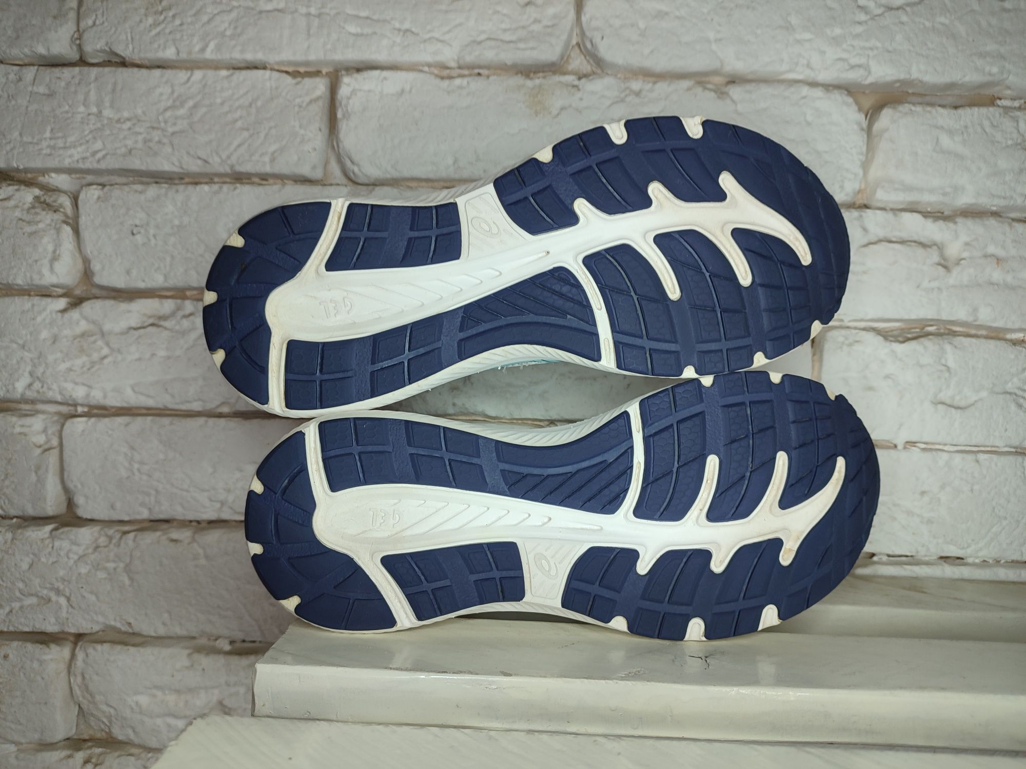 Asics gel-contend7 кросівки жіночі оригінальні Англія