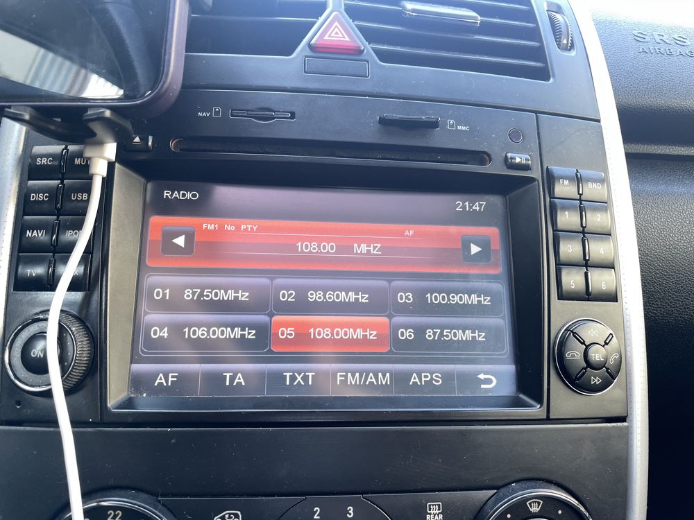 Radio samochodowe Dynavin do Mercedes W169 i inne Uszkodzone