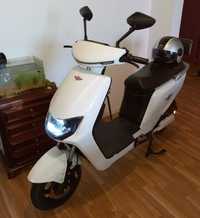 Vendo Scooter Elétrica