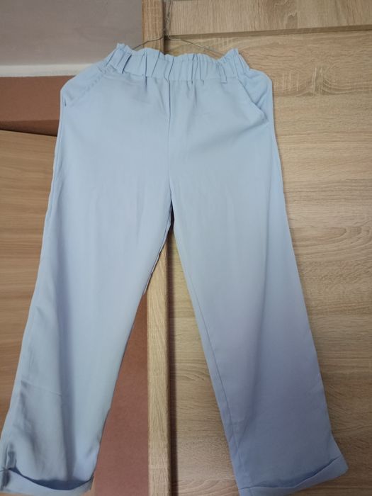 Spodnie z szerszą nogawką 128/134
