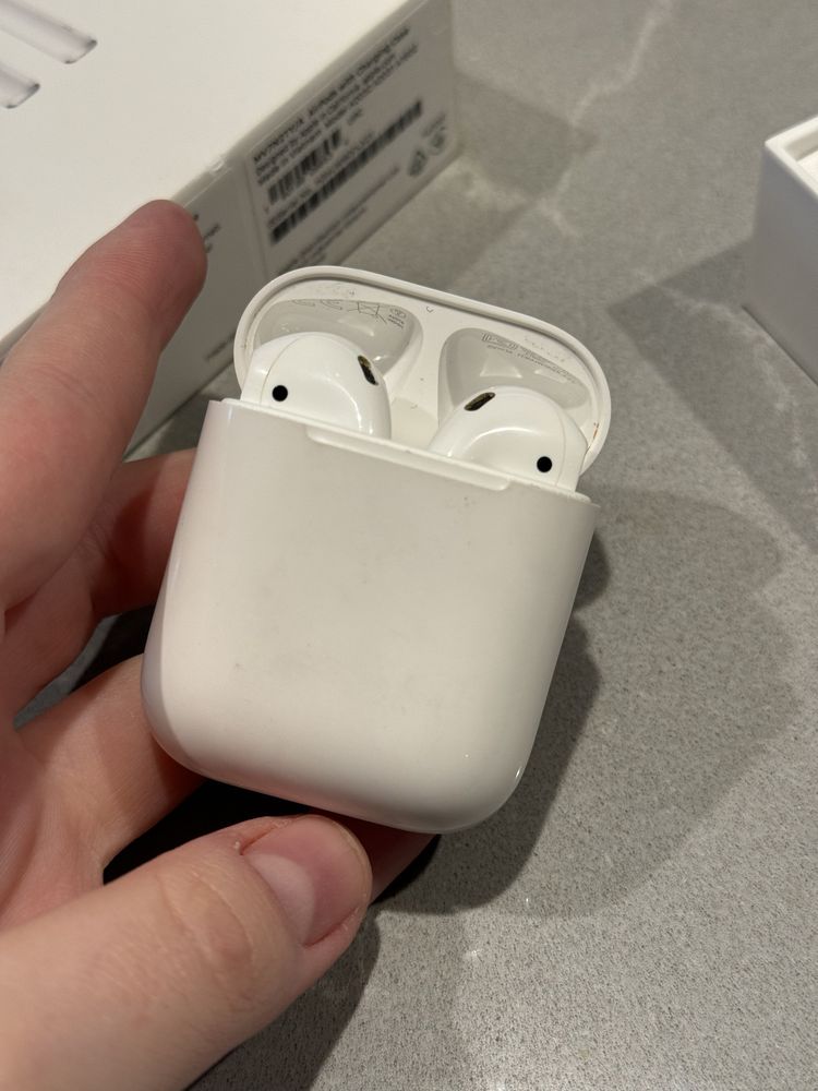 навушники airpods 2