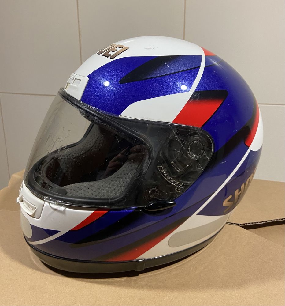 Capacete shoei usado