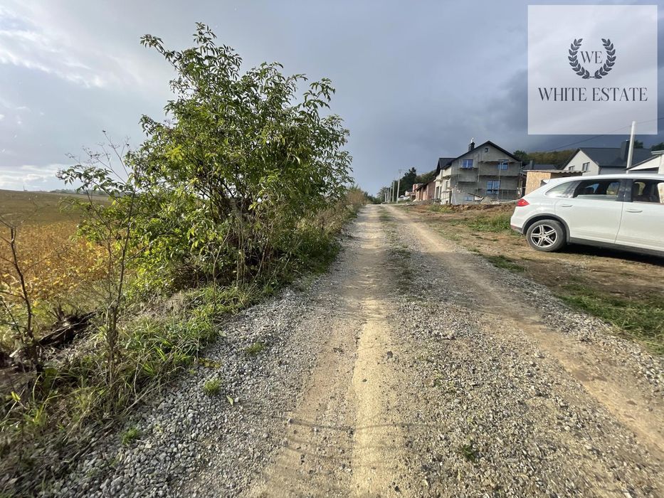 Продаж земельної ділянки с. Підгородне