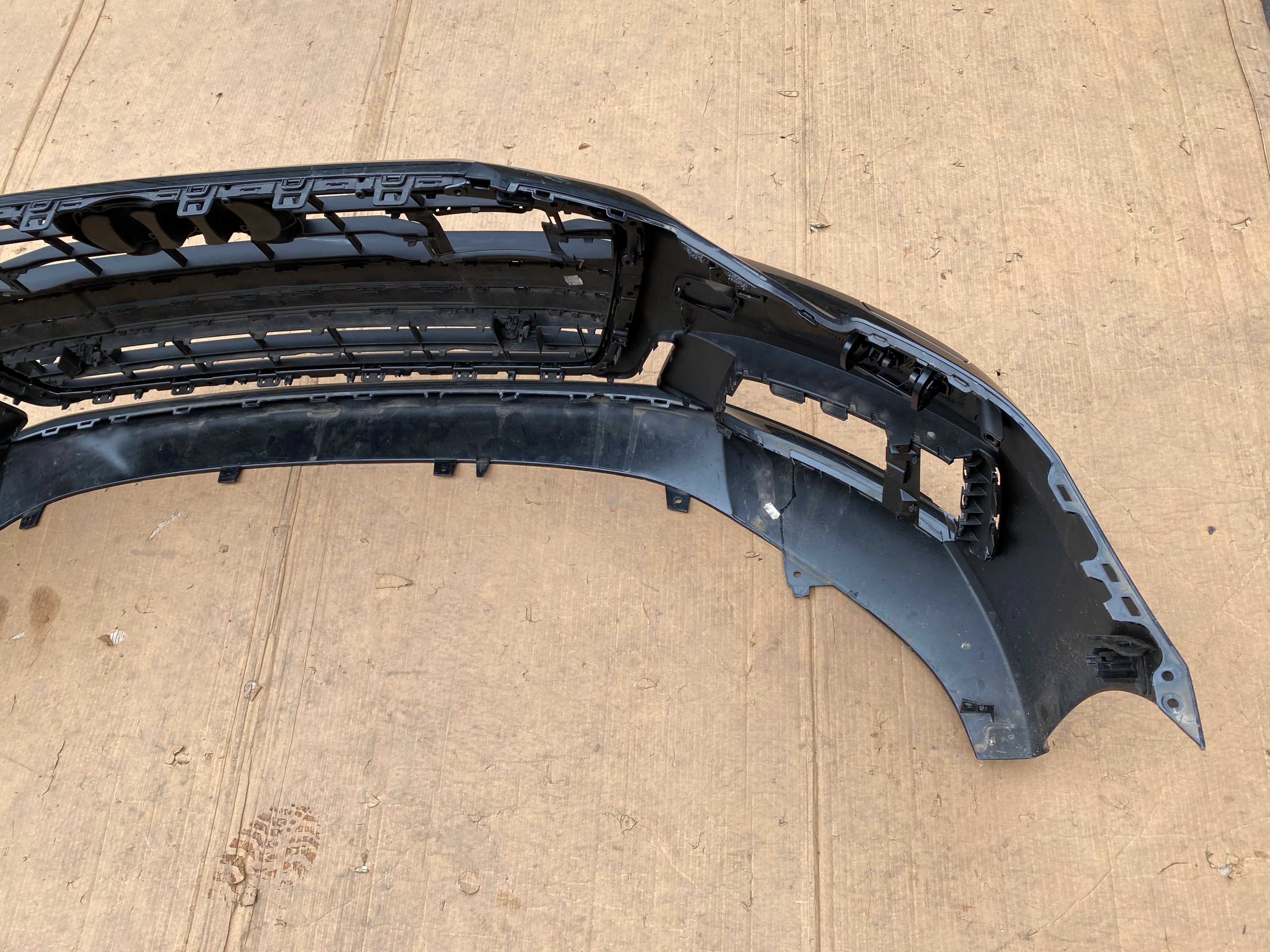 Бампер передній Audi A6 C8 4K бампер передний ауди А6 ц8 4K0807437C
