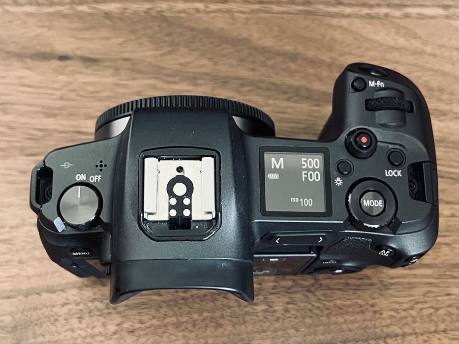 Canon R (corpo)