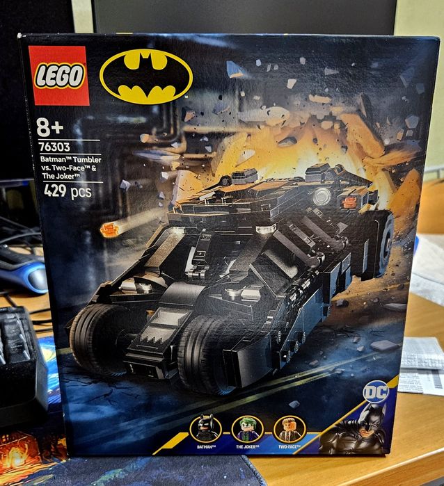 Pojazd Batmana z klocków LEGO