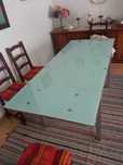 Mesa de jantar com tampo de vidro