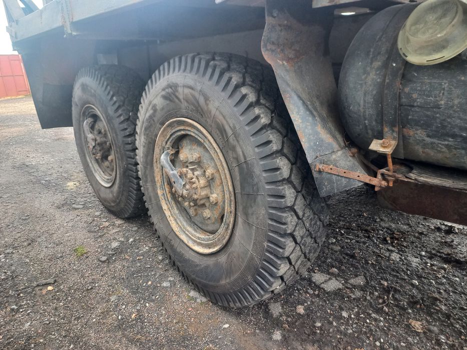 Продам ЗІЛ 131 ЛІСОВОЗ-Е з манипулятором.