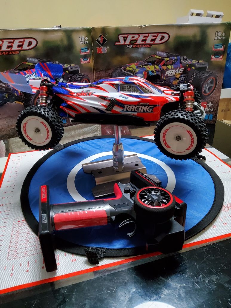 Samochód RC WLTOYS 124008  brushless 1:12 35A 60 km/h  2000mAh !!!