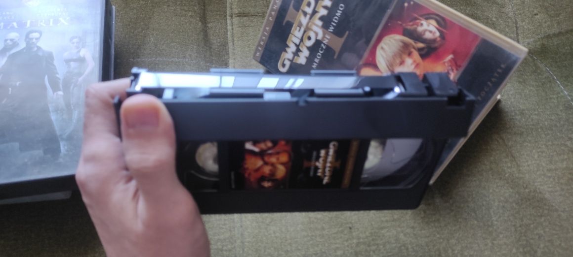 Kasety VHS Matrix Gwiezdne Wojny Mroczne widmo Prawnym na lewo 3 szt