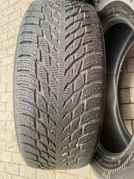 Зимові шини / резина 255/55 R19 Nokian Tyres Hakkapelitta R3 SUV