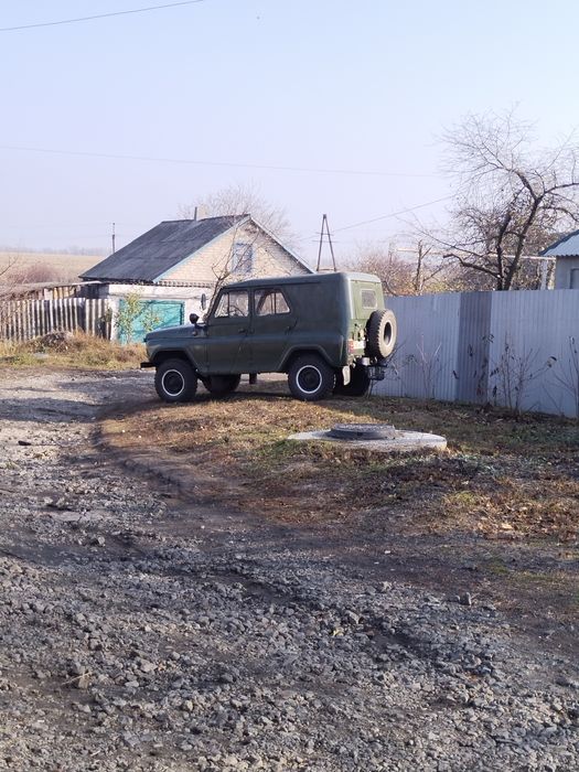 УАЗ 31512. На Военных мостах.
