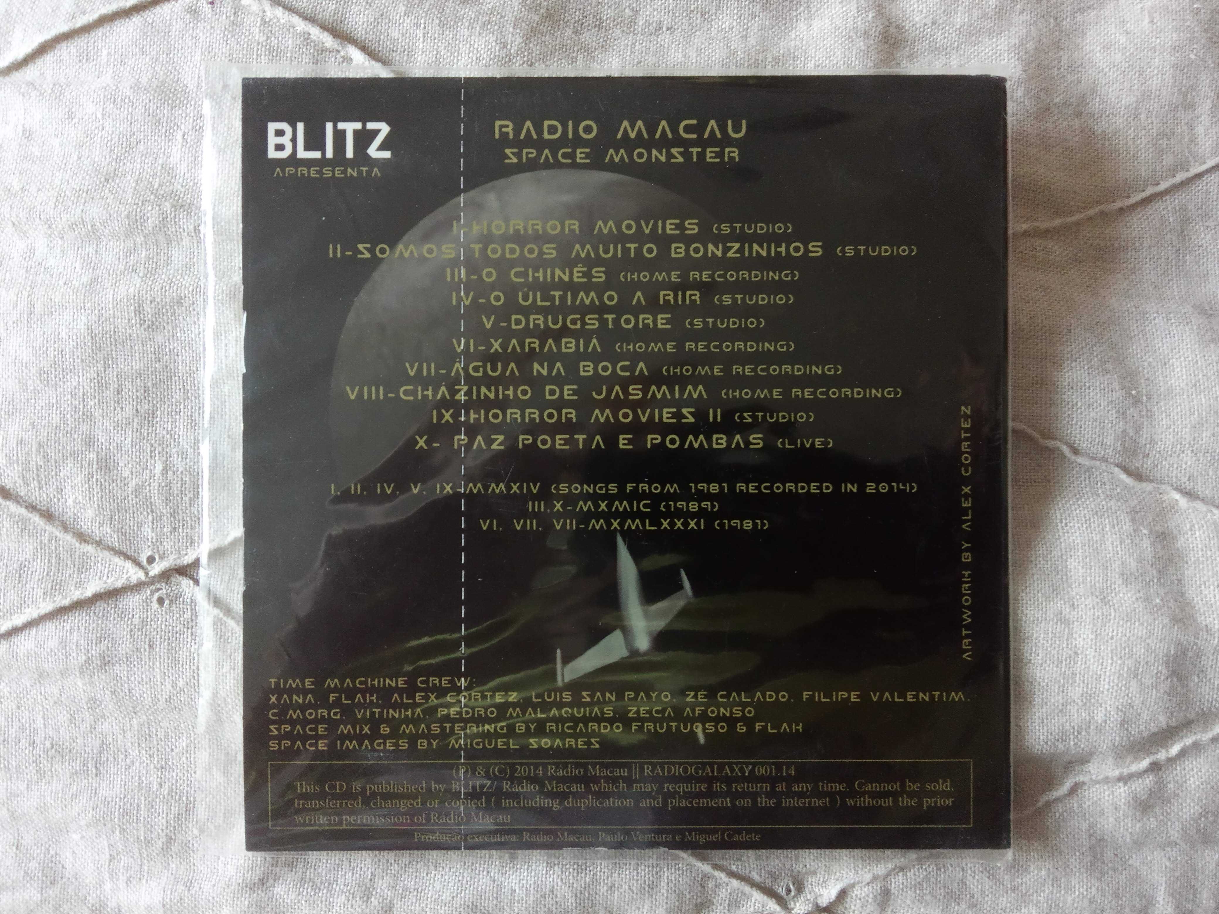 Rádio Macau ‎– Space Monster MXMLXXXI - MMXIV - CD