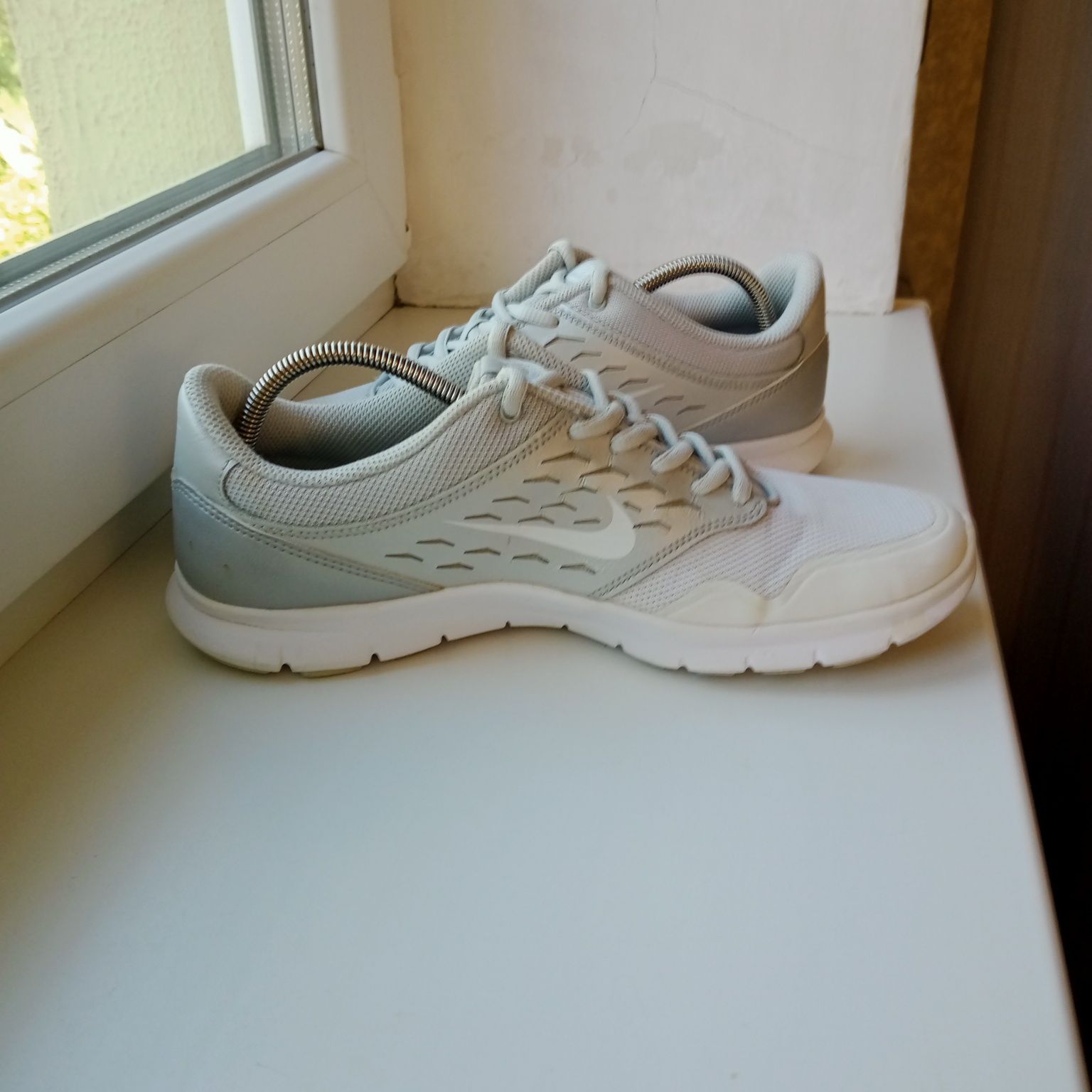 Кросівки шкіряні NIKE ORIVE NM розмір 40. Оригінал