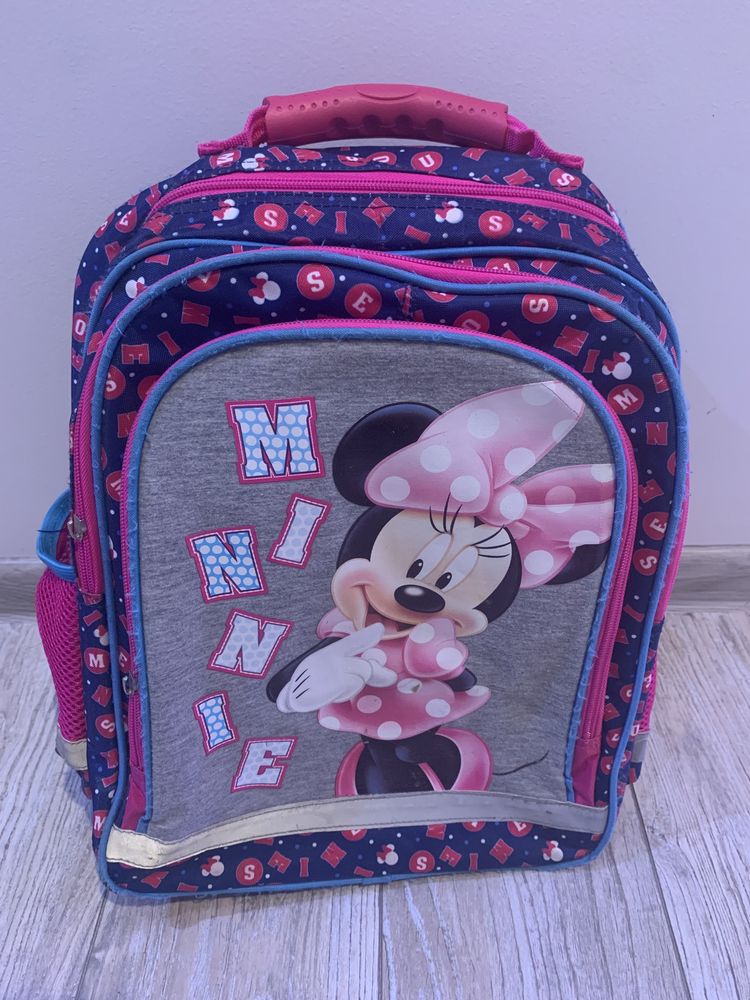 Plecak Mickey dobry od 1-3 klasy Smyk