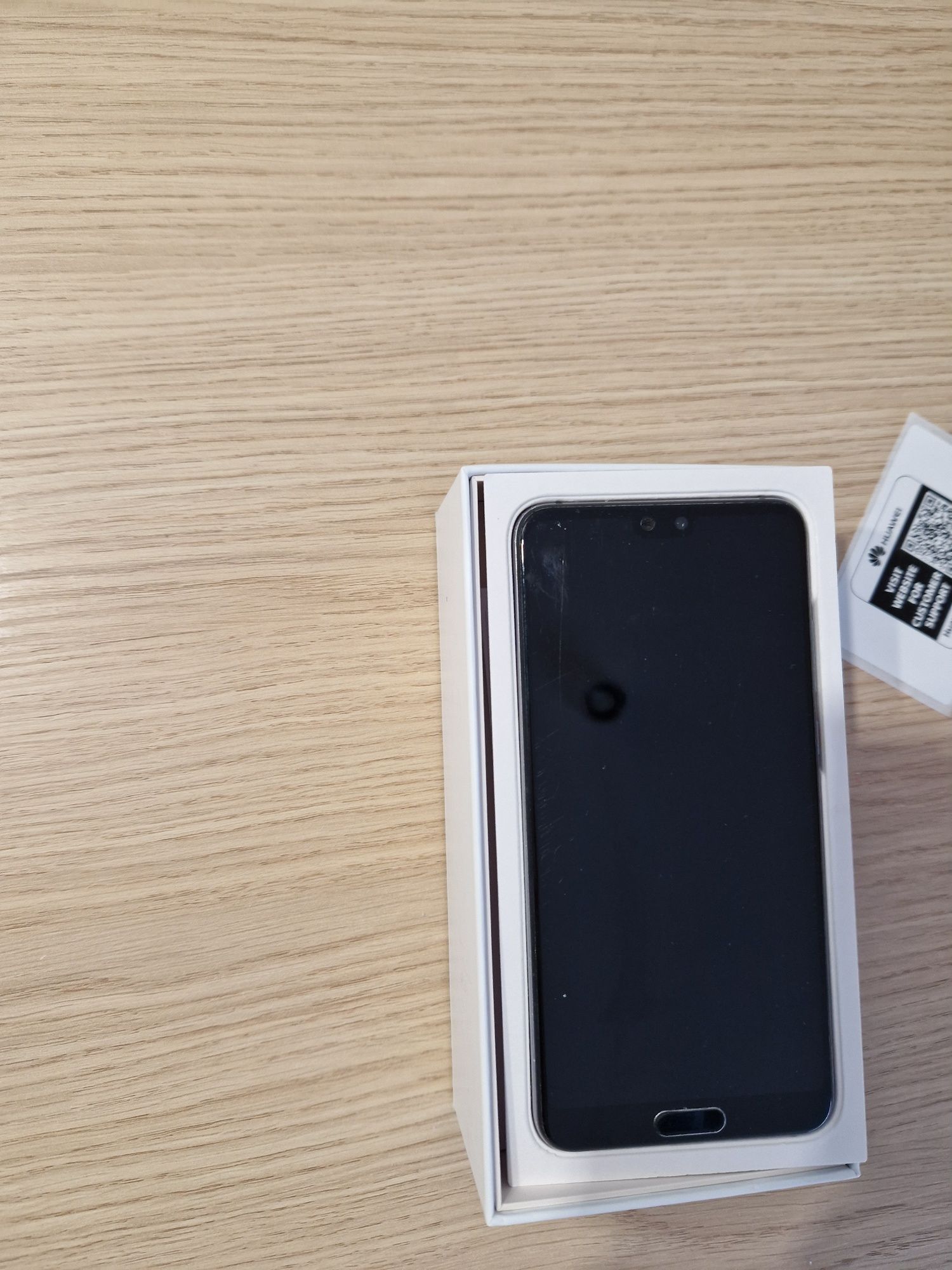 Telefon Huawei P20
