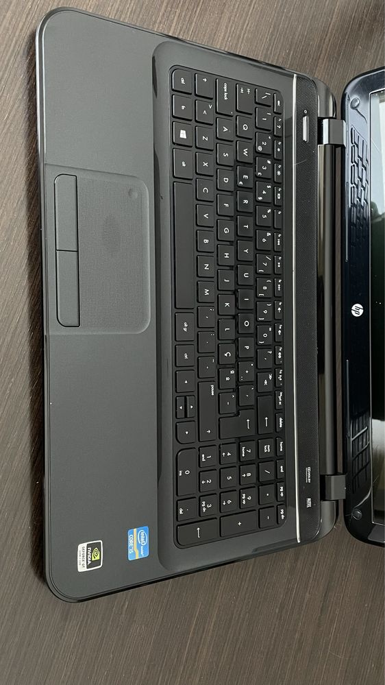 HP Pavilion 15-b113sp Sleekbook