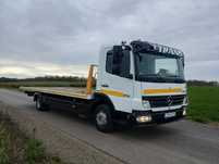 Mercedes Atego 09r laweta platforma zadbany samochód specjalny