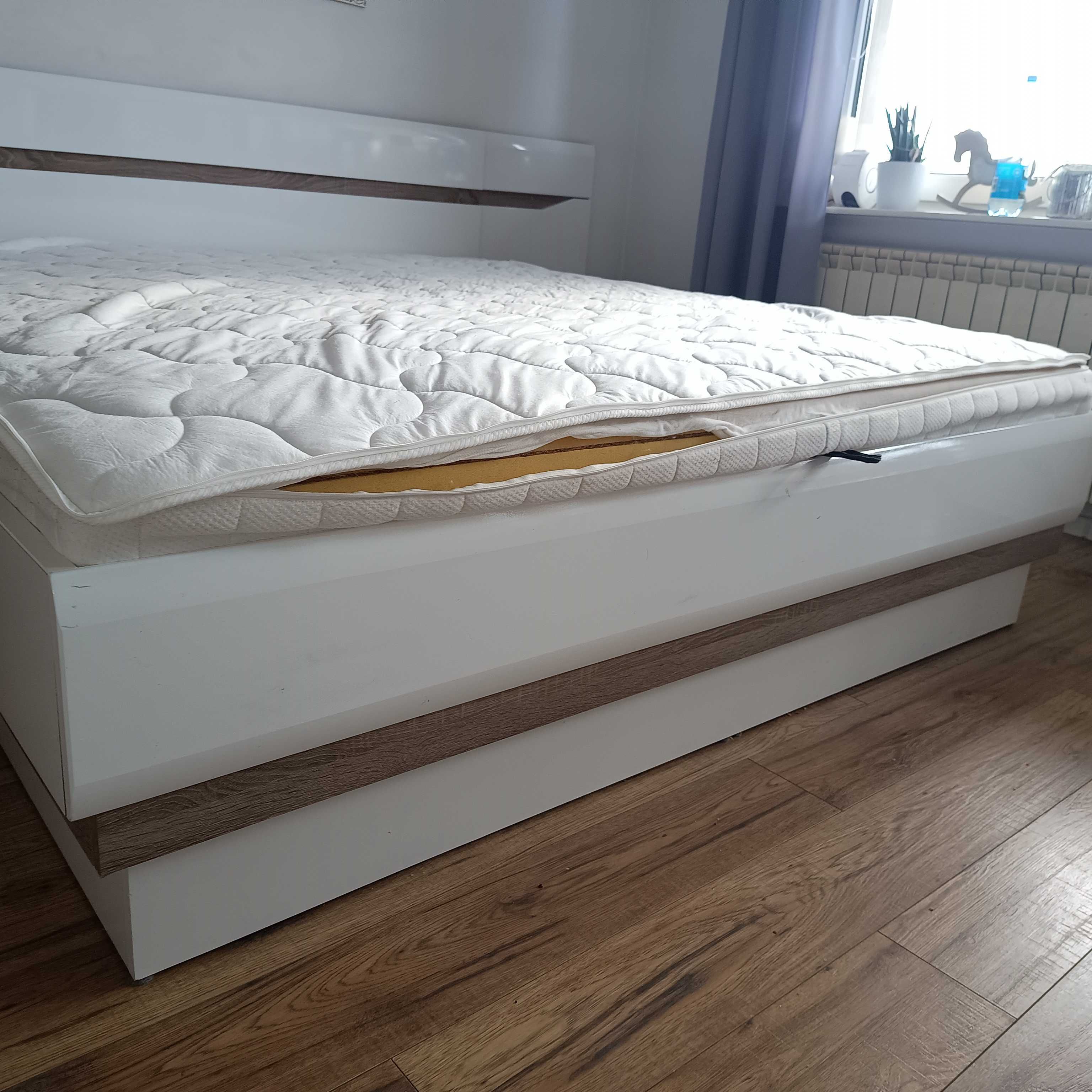 Łóżko sypialniane 180x200 biały połysk dąb Sonoma