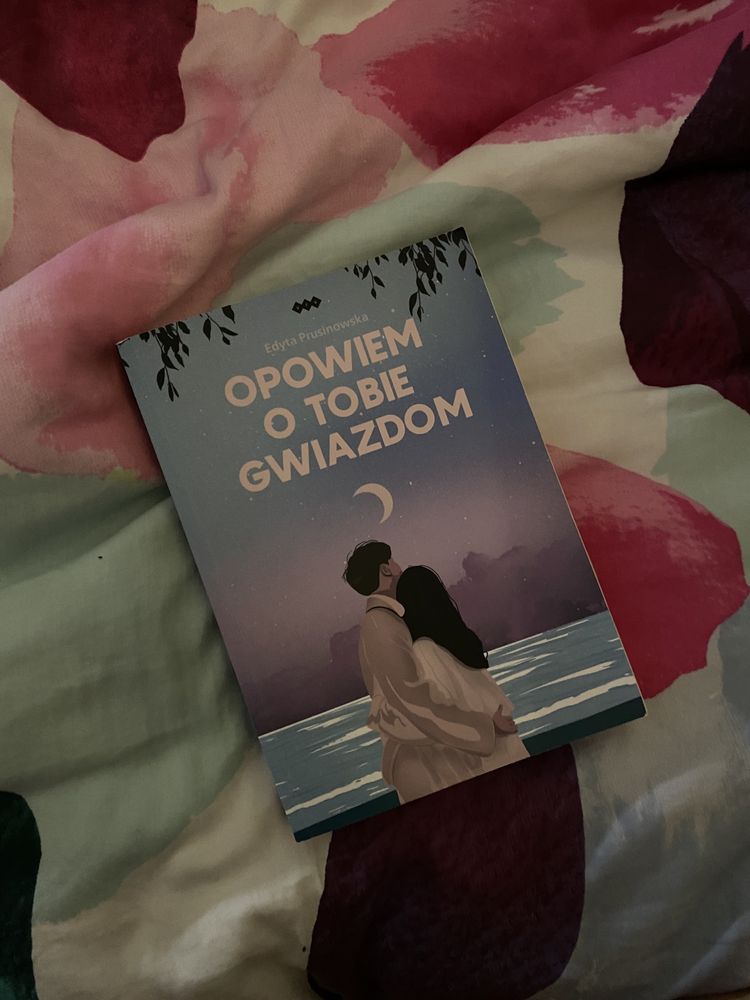 książka Opowiem o tobie gwiazdom