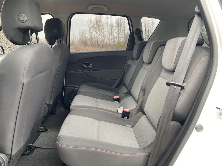 Renault Scenic 2 Rest
