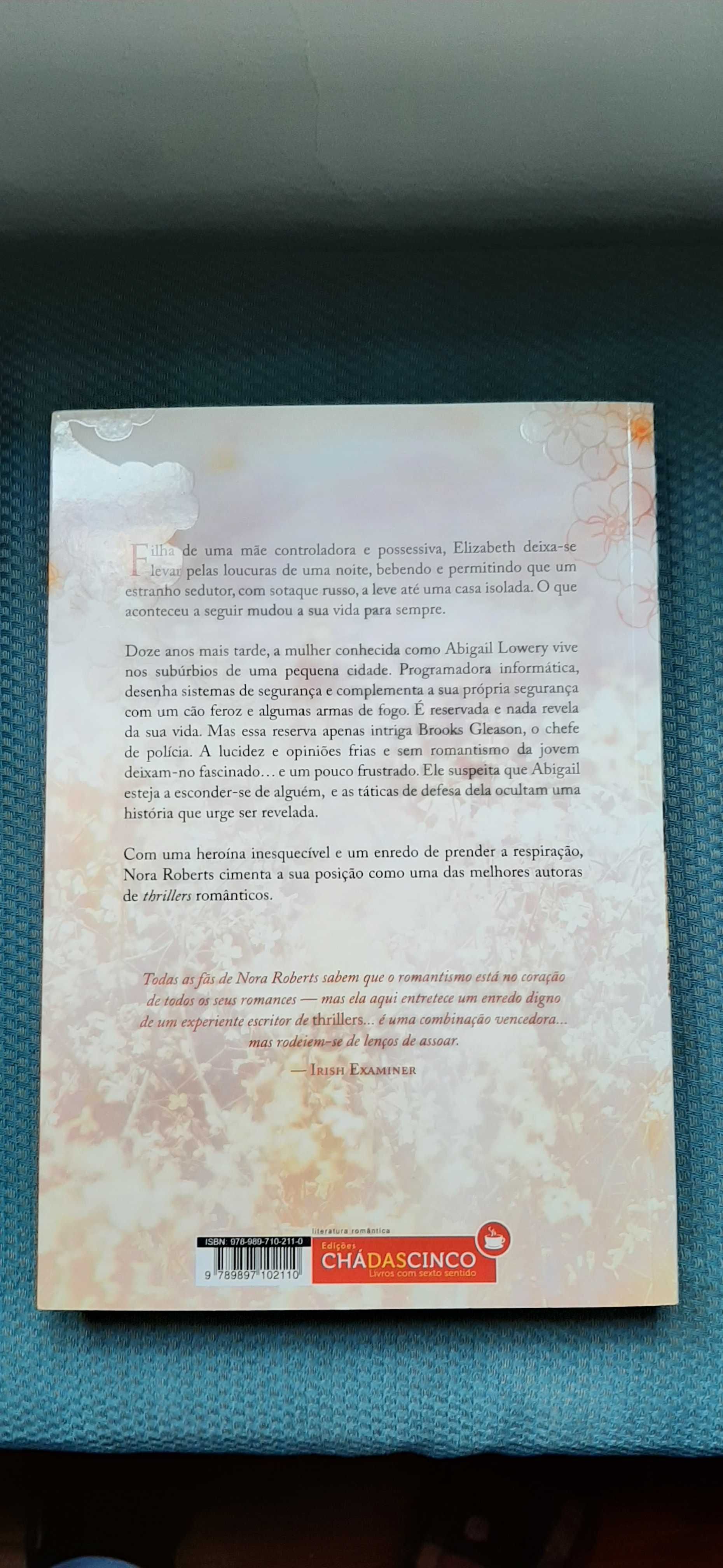 Reencontro com o passado - Nora Roberts - Chá das Cinco