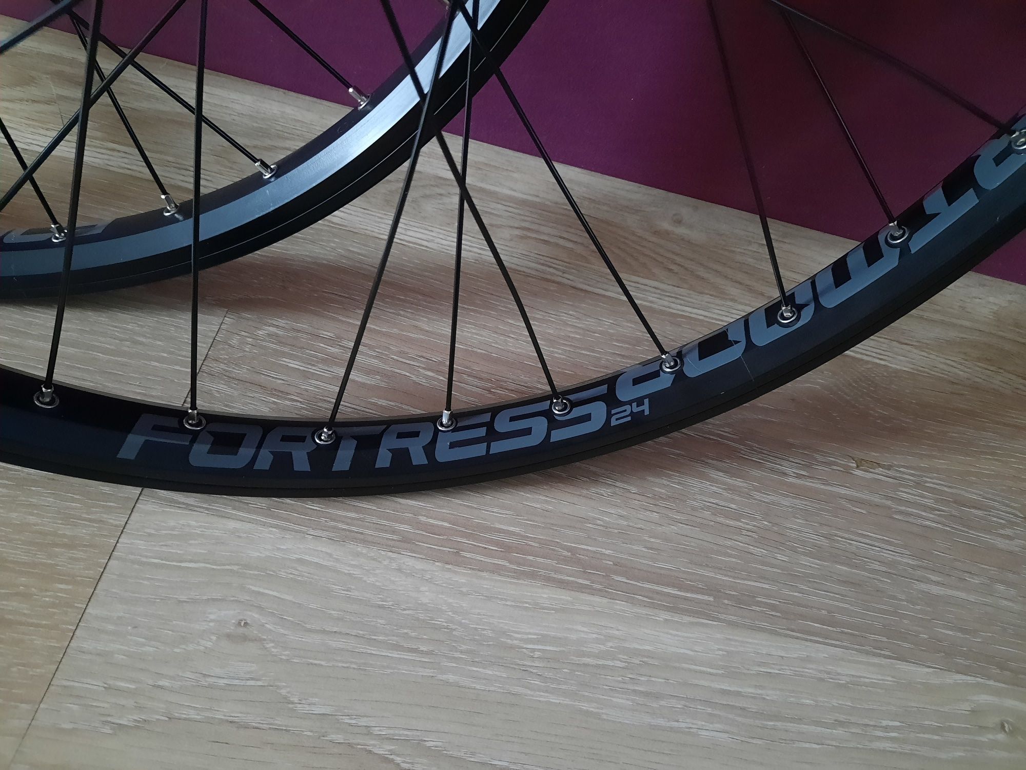 Nowe Koła 24" dartmoor novatec DH FR Dirt bmx bardzo mocne pancerne