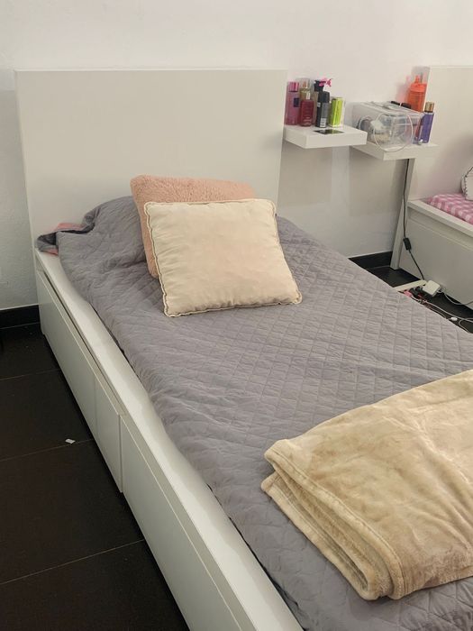 Cama de solteiro Ikea
