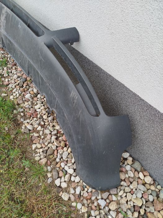 9 Dokładka spoiler spojler zderzaka przedniego A4 B6 Audi hokej