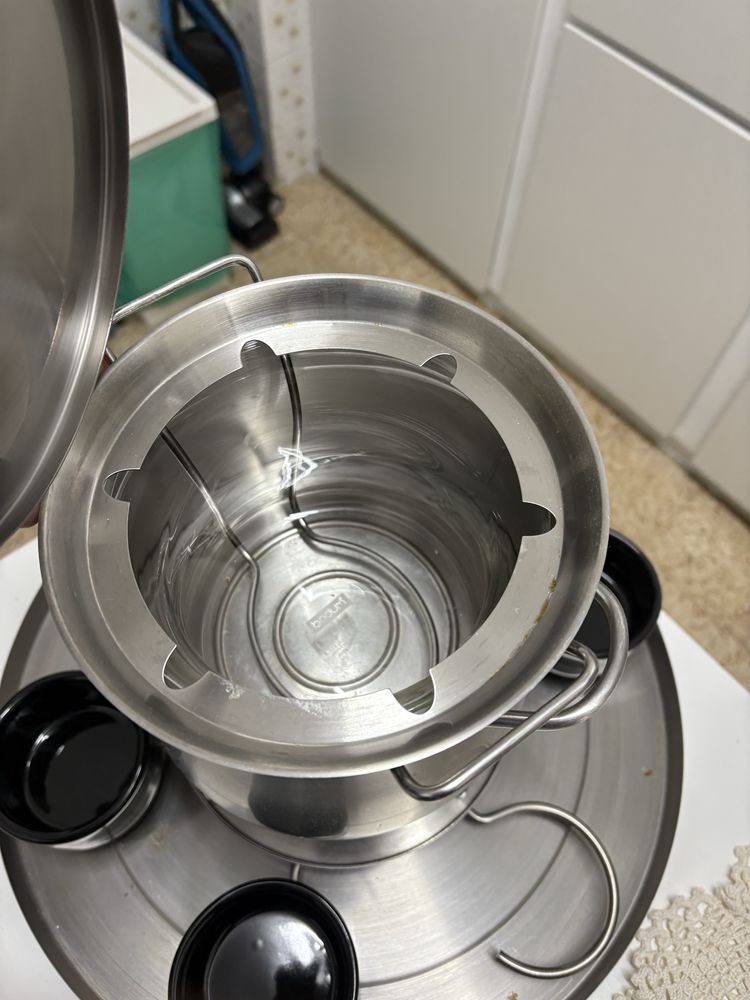 Fondue Bodum bom estado