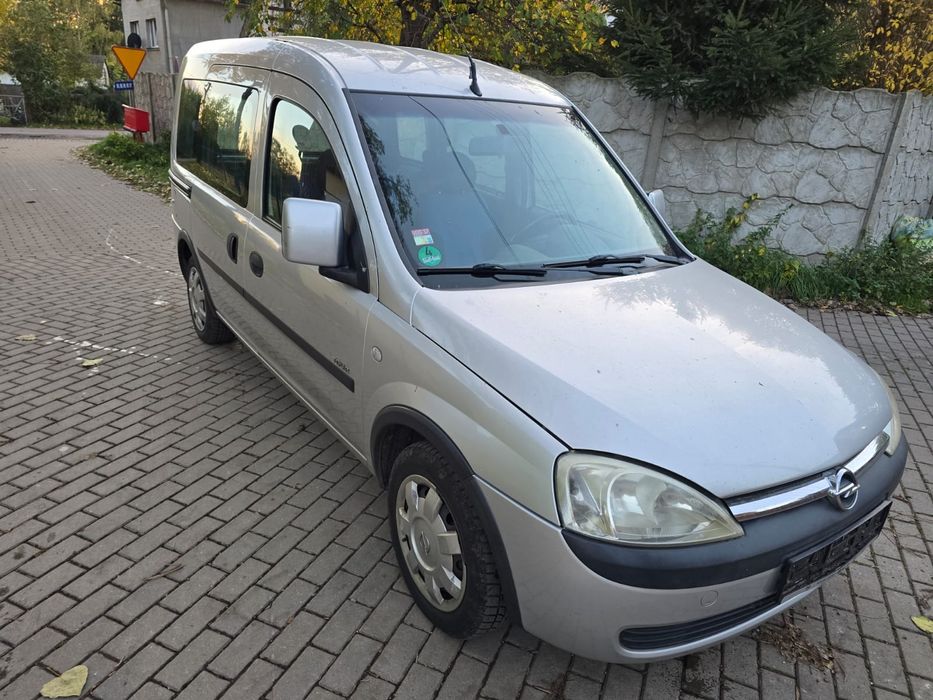 Opel combo Tour 2002 1.6 klima!!!