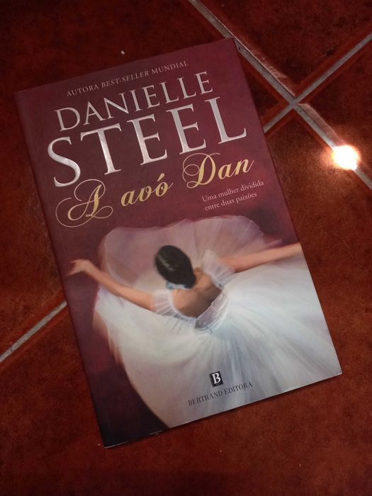 Livro "A avó de Dan" de Danielle Steel