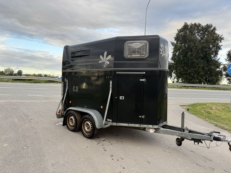 Przyczepka przyczepa do koni 2000 r 2 t DMC