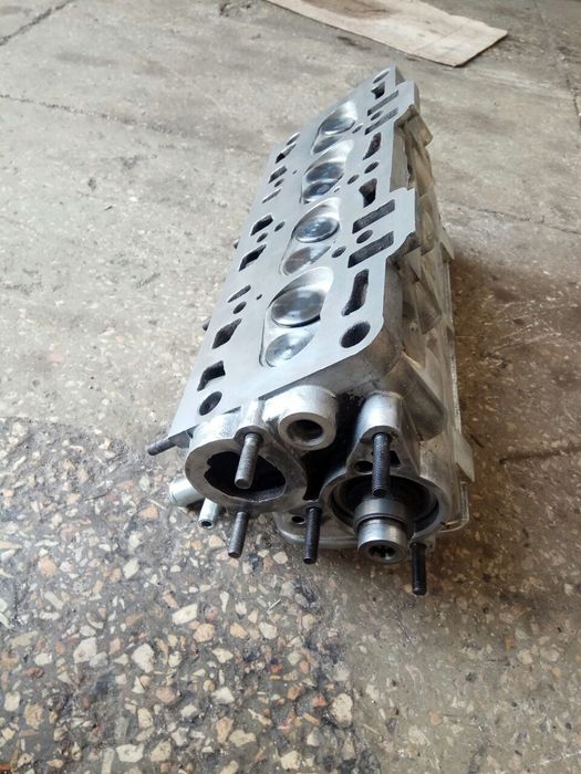 Головка блоку циліндрів, ГБЦ на сенс 1.3 , 1.4
