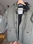 Kurtka nieprzemakalna na polarze H&M khaki