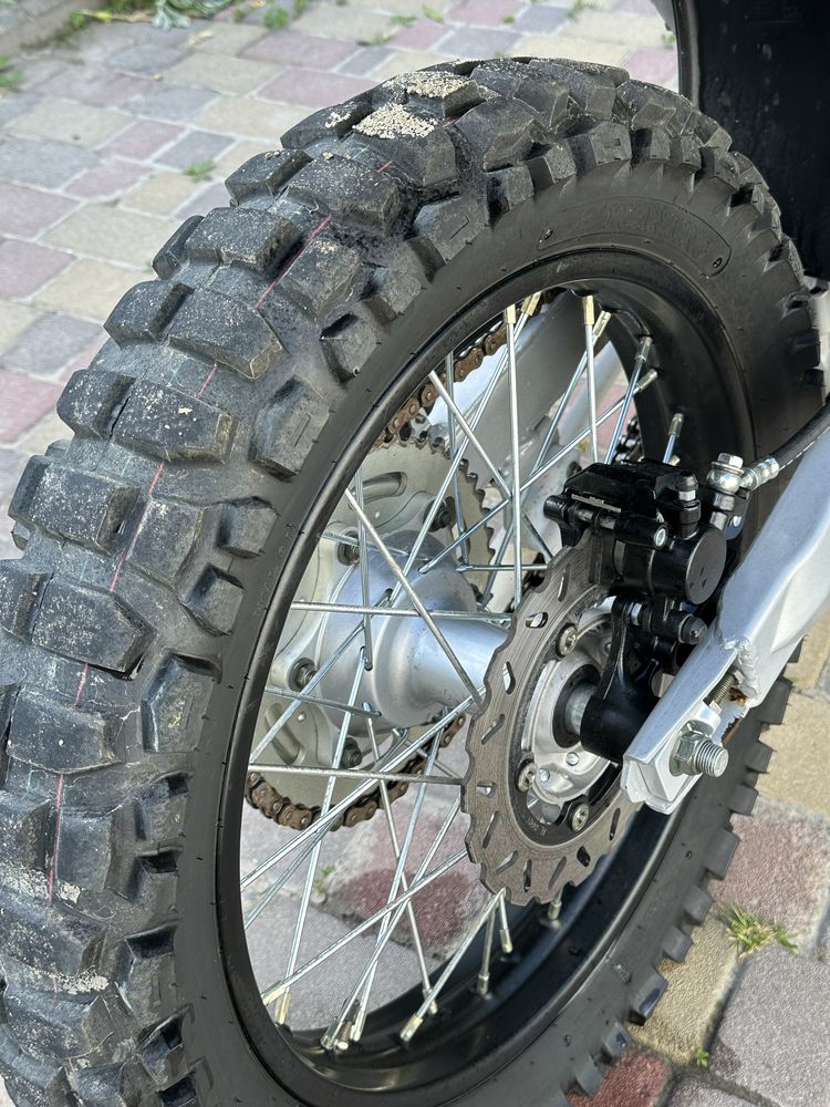 Мотоцикол Lonkin lx300