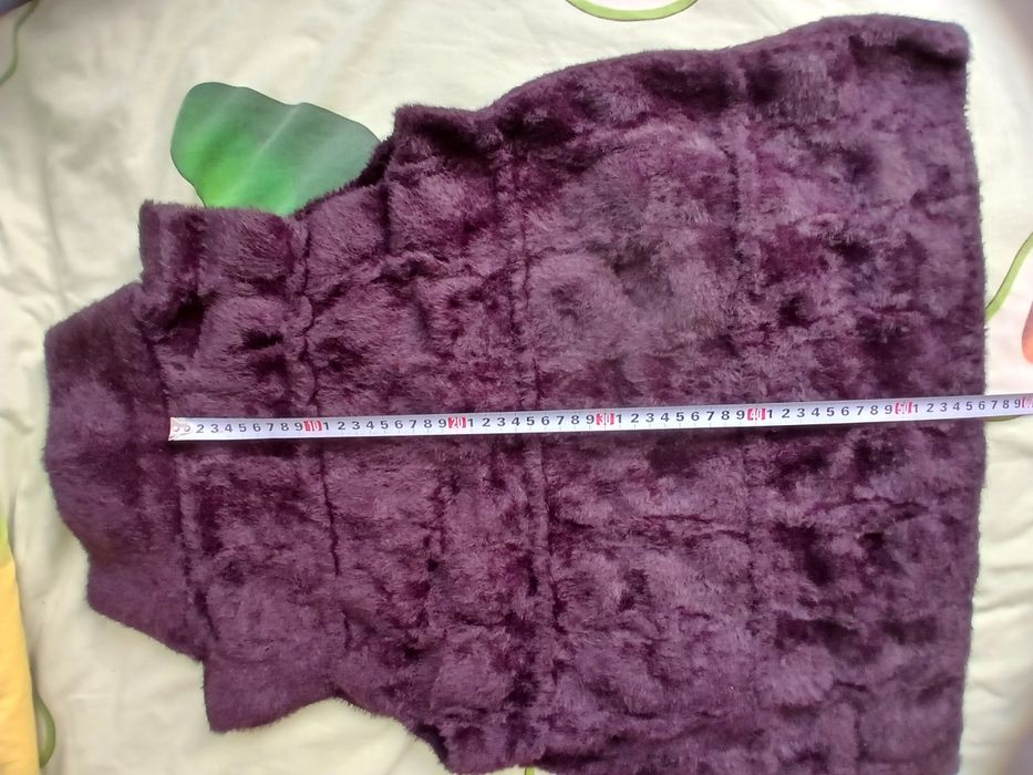 Жіноча жилетка з альпаки 48/50 розміру нова