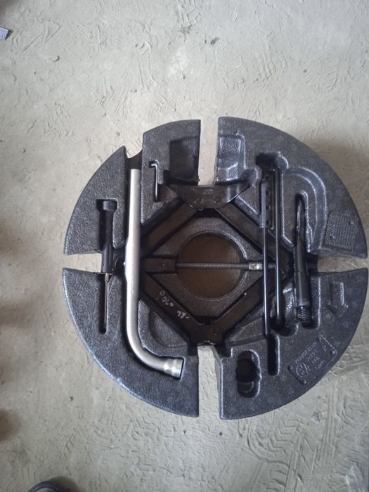 Домкрат vw polo 2018+,seat Ibiza 2018+,skoda fabia 3