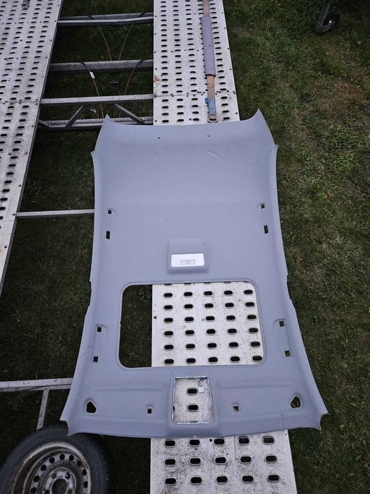 Podsufitka , sufit  BMW 1 E87 HB 5D 5drzwi SZYBERDACH