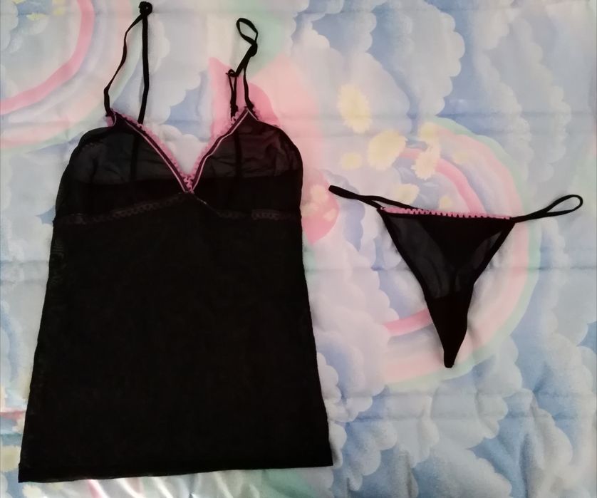 DIA DOS NAMORADOS - Conjunto lingerie, top + cueca 'fio dental' preto